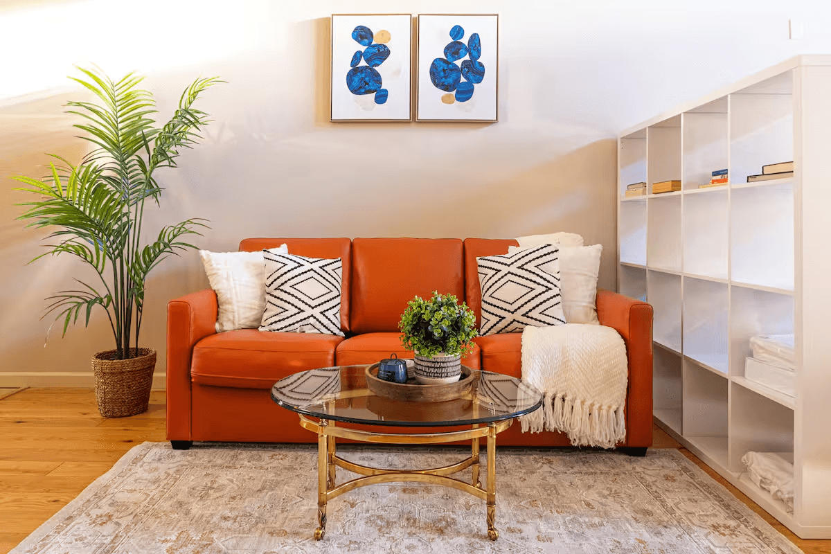 Luxurious Studio — Wallingford